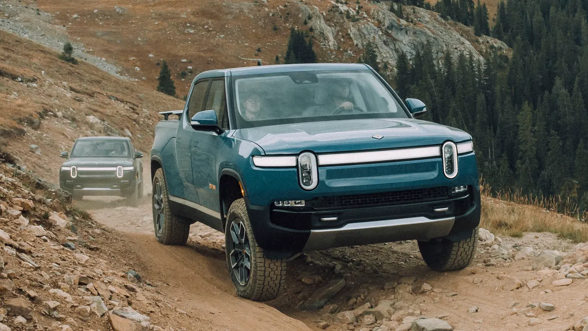 How to fix problems with the Rivian mobile app connectivity or keyless entry system in the Rivian R1T?
