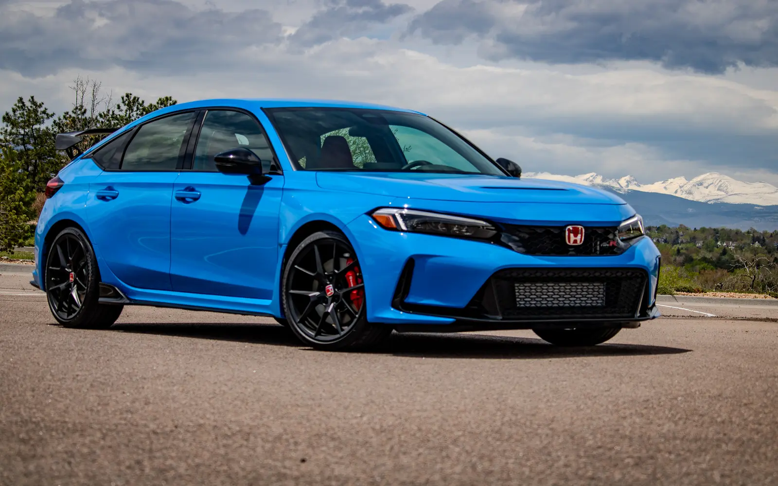 Why is the paint peeling or fading on 2006–2013 Honda Civics, and what can be done about it?