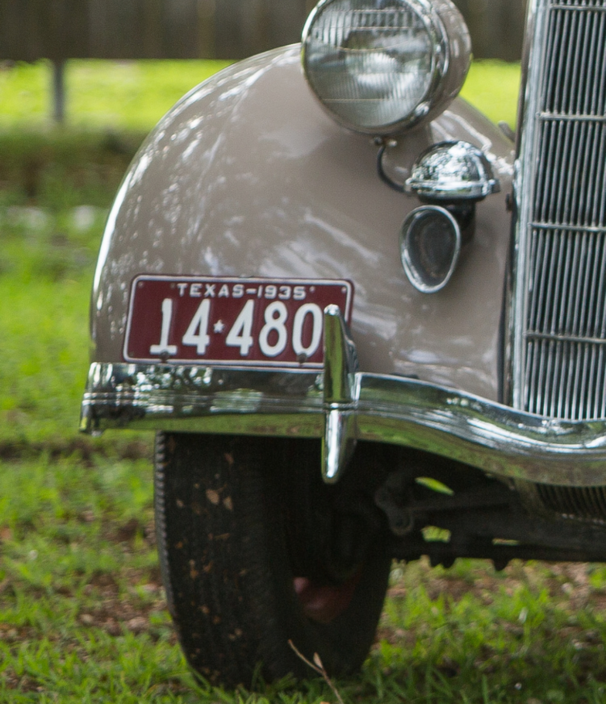 From Brass to Steel: The First Great Evolution of the Automobile