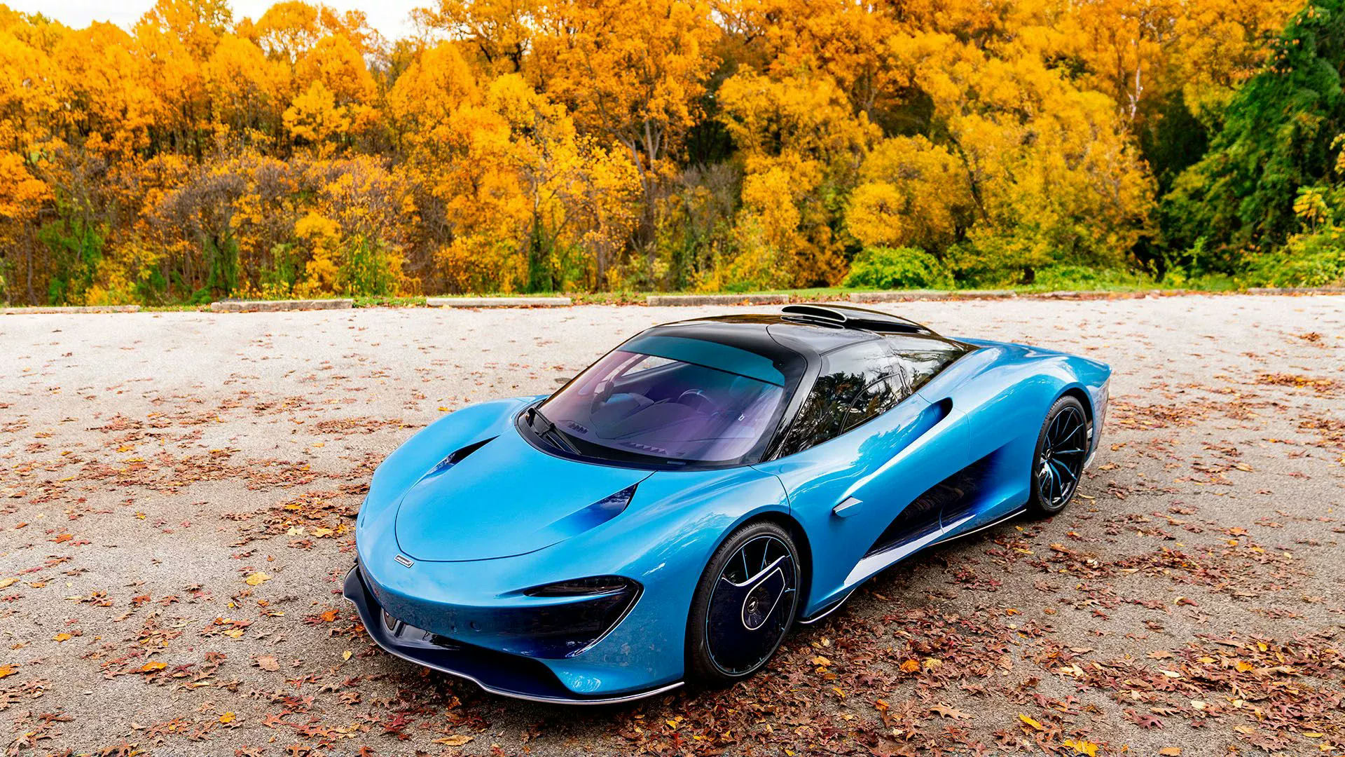The 2018 McLaren Speedtail: A Glimpse into the Future of Hypercars