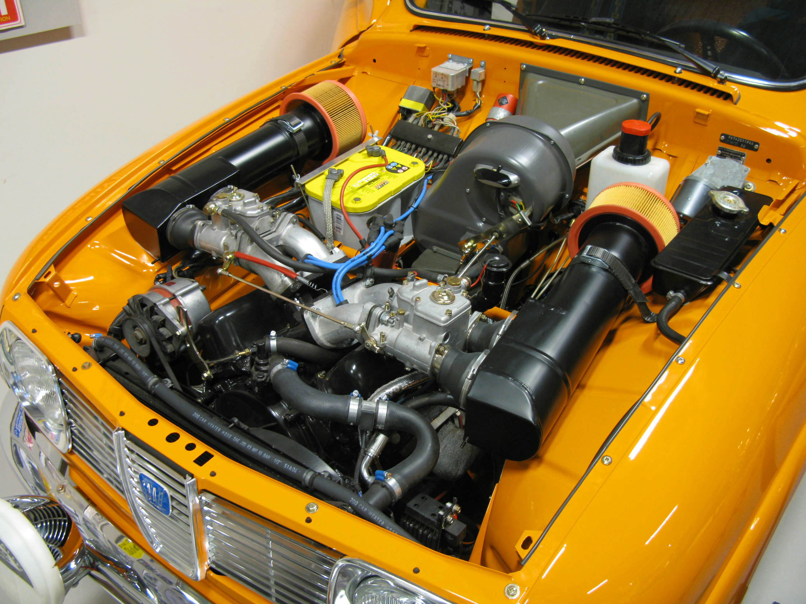 V4 Engine Layout: Compact Power with History and Balance