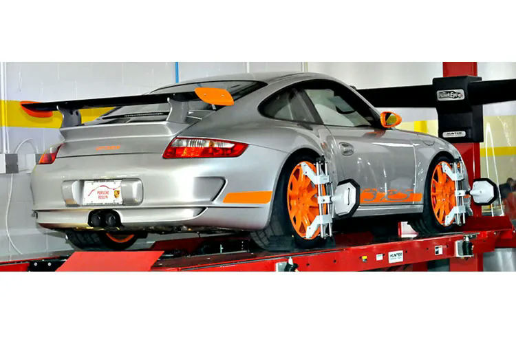 Zero Camber Angle: Enhancing Car Handling and Tire Wear Optimization