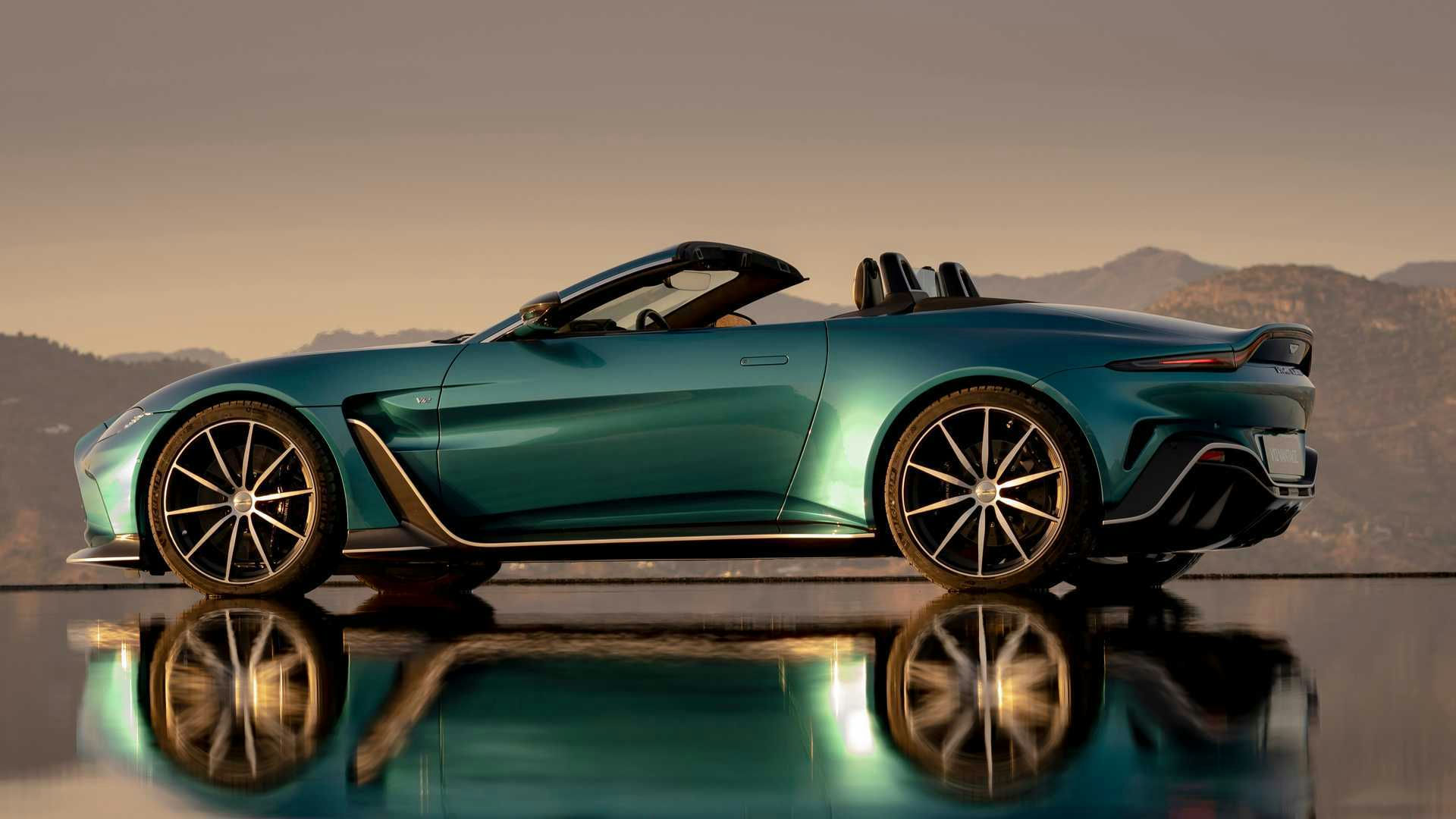 Roadster Body Style: "Thrilling Performance Meets Open-Air Freedom"