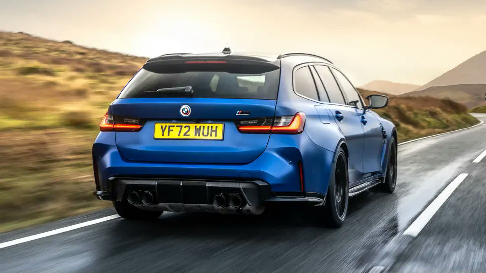 Station Wagon Body Style: "Versatile Vehicles for Modern Families"