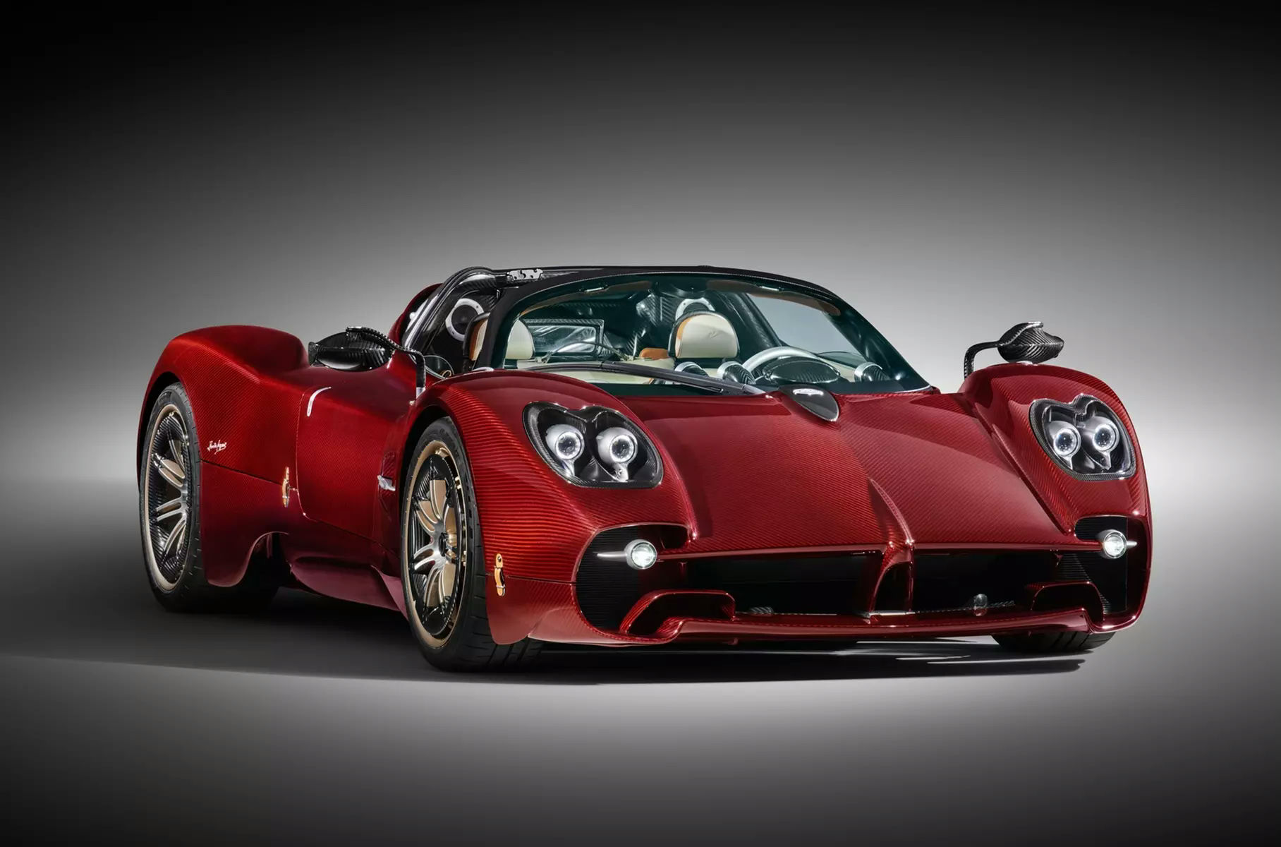 Introducing the 2024 Pagani Utopia Roadster: An Open-Top Masterpiece