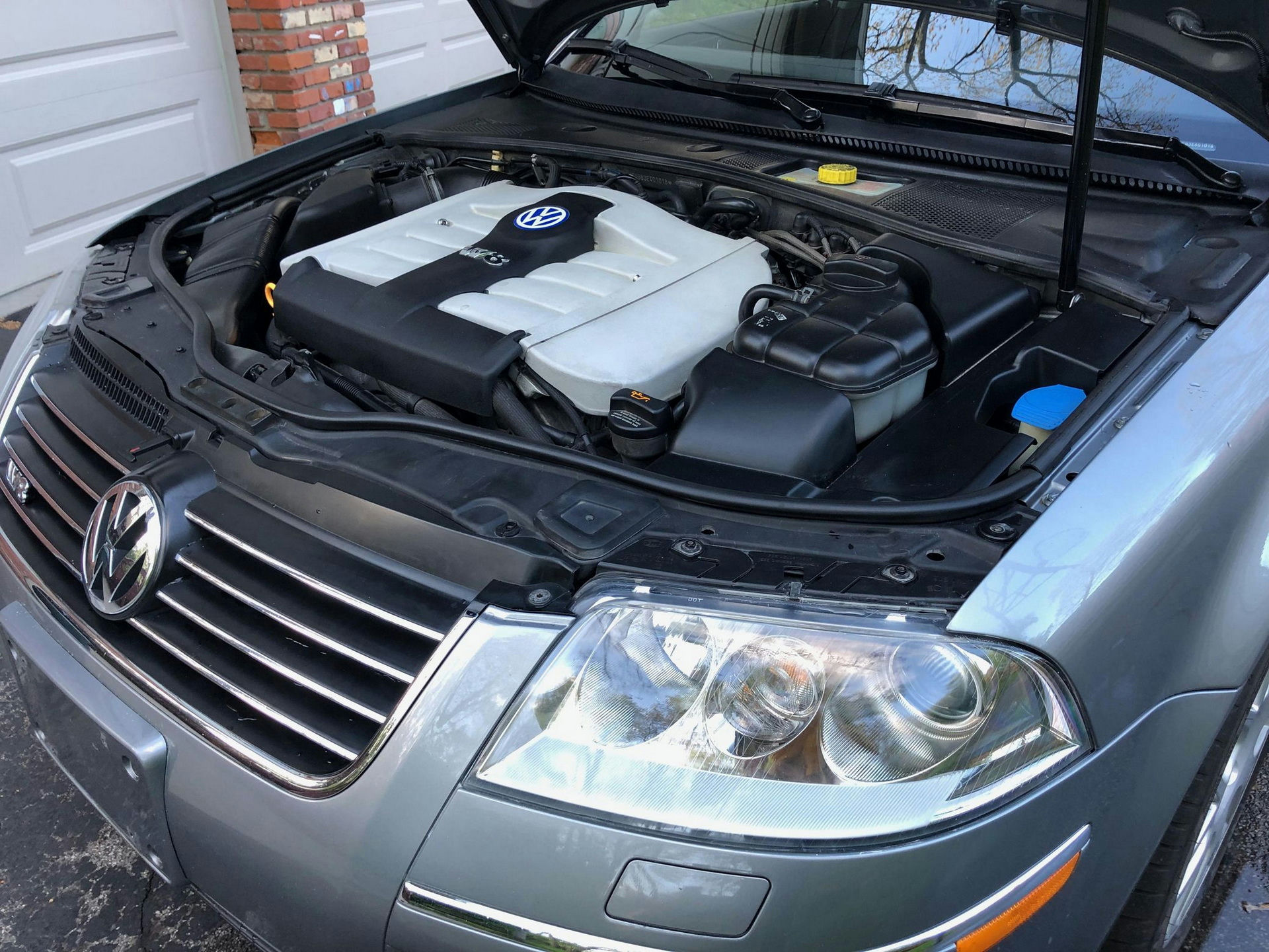W8 Engine Layout: A Unique Engineering Marvel