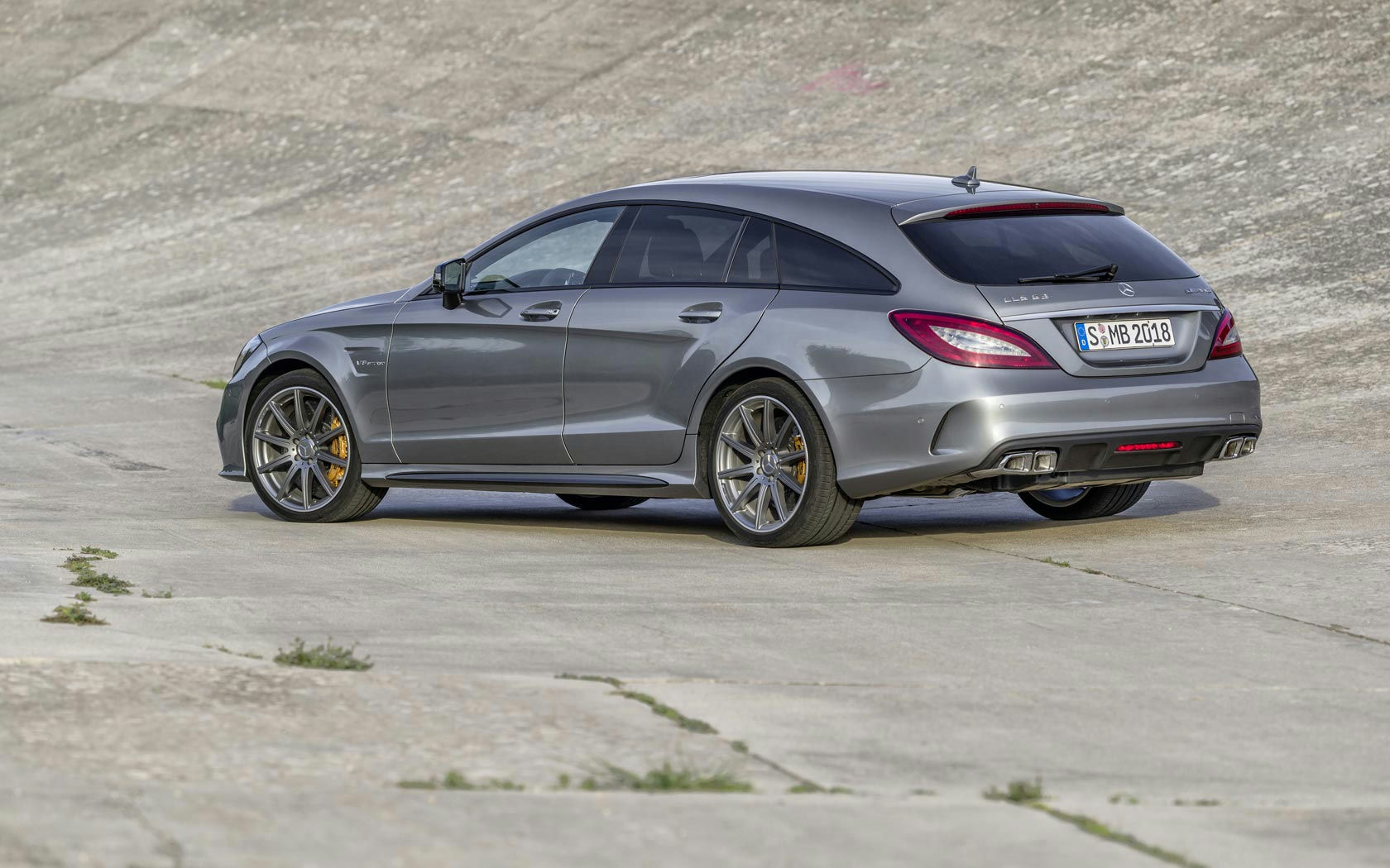 Shooting-brake Body Style: Blend of Style and Utility